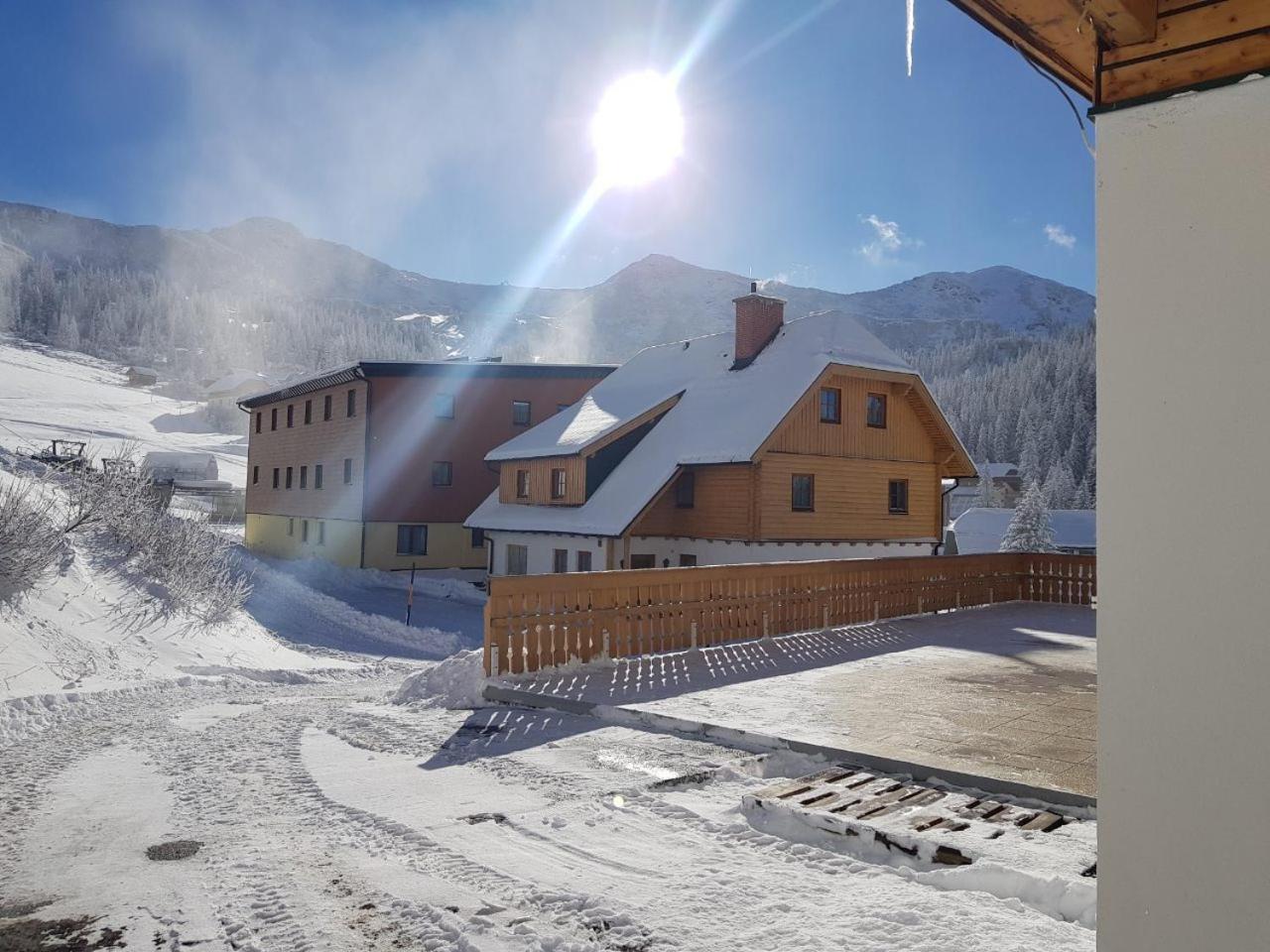 Tauernhaus Appartment Planneralm Extérieur photo